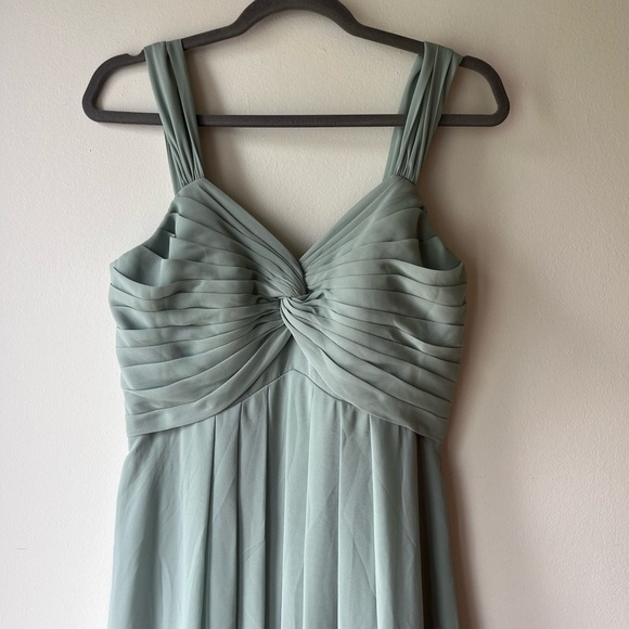 Azazie sz 4 dusty sage pleated chiffon bridesmaids gown formal dress FLAWED HEM - Picture 2 of 15